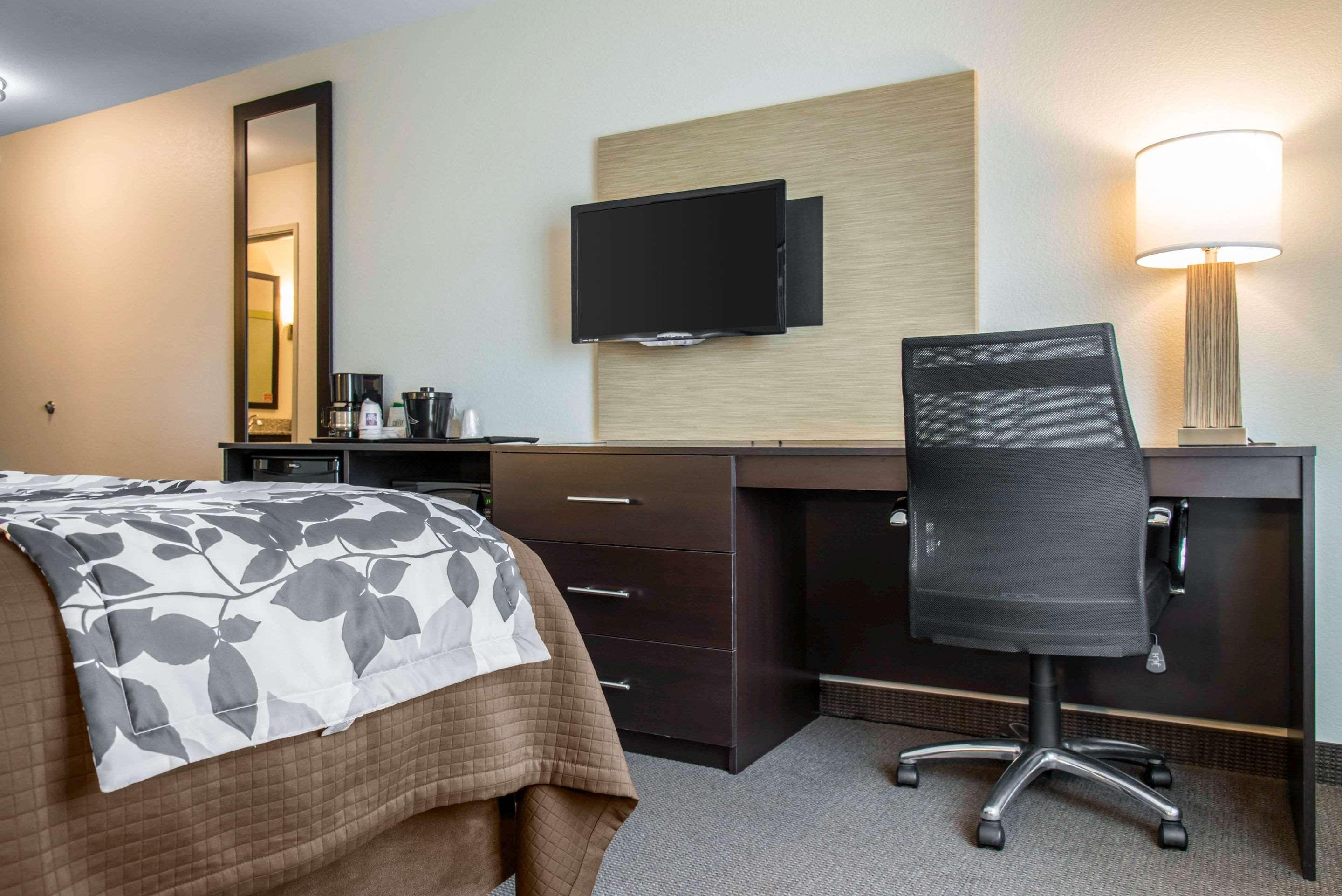 Sleep Inn & Suites Marshall - University Area Kültér fotó