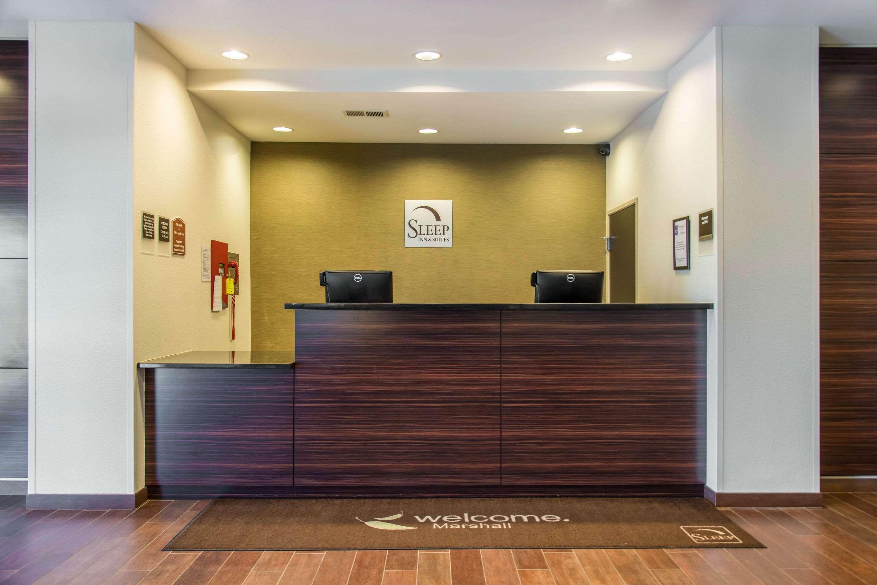Sleep Inn & Suites Marshall - University Area Kültér fotó