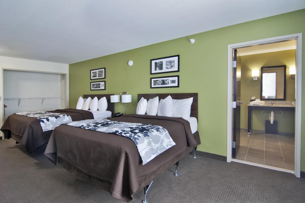 Sleep Inn & Suites Marshall - University Area Kültér fotó