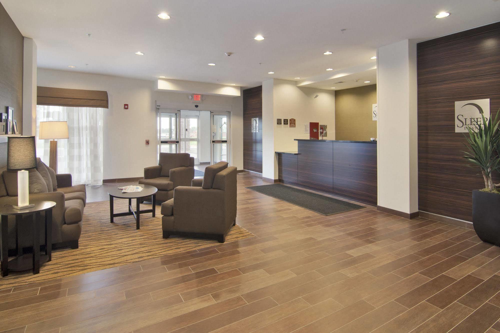 Sleep Inn & Suites Marshall - University Area Kültér fotó