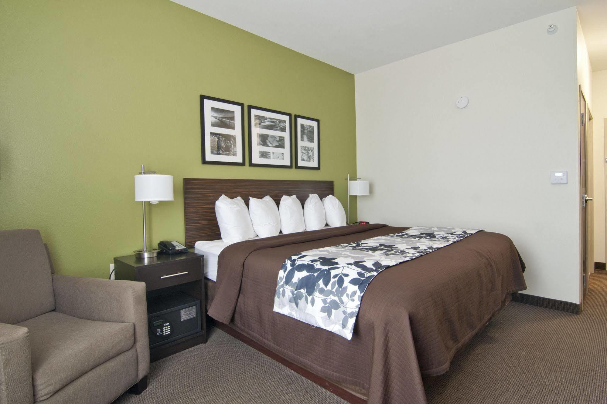 Sleep Inn & Suites Marshall - University Area Kültér fotó