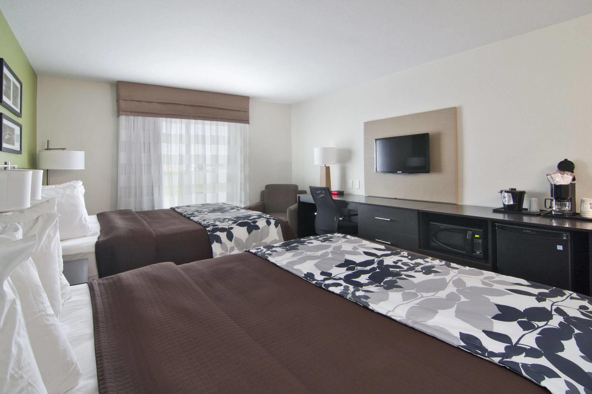 Sleep Inn & Suites Marshall - University Area Kültér fotó